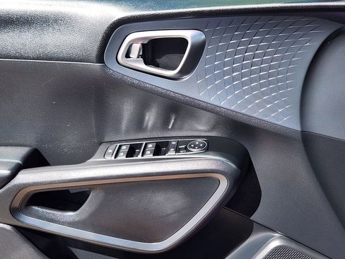 Certified 2021 Kia Soul GT-Line FWD image 21