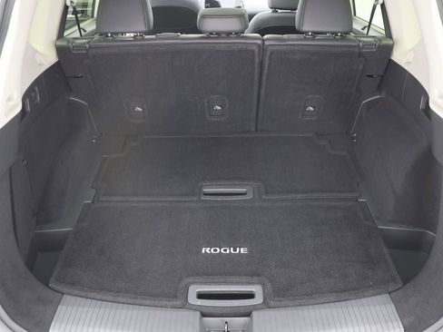 Used 2023 Nissan Rogue Platinum w/ Platinum Premium Package image 31