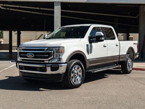 Used 2020 Ford F250 Lariat w/ Lariat Value Package image 5