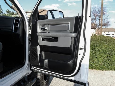 Used 2017 RAM 2500 Big Horn w/ Sport Appearance Group image 47