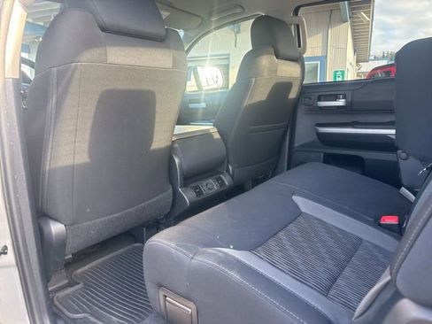Used 2015 Toyota Tundra SR5 image 16