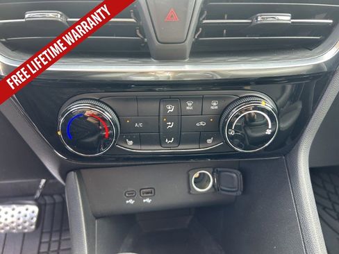 Used 2024 Buick Encore GX Sport Touring w/ Experience Buick Package FWD image 23