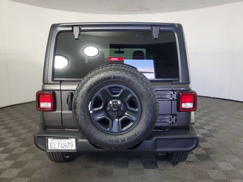 Used 2026 Jeep Wrangler Unlimited Sport AWD/4WD image 5