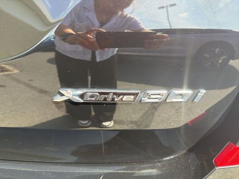 Used 2019 BMW X3 xDrive30i w/ Convenience Package AWD/4WD image 4