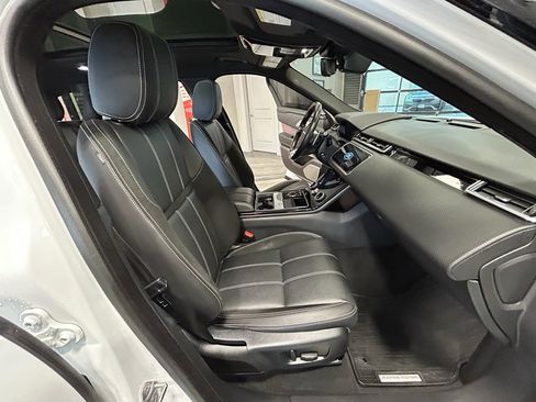 Used 2018 Land Rover Range Rover Velar R-Dynamic SE AWD/4WD image 39