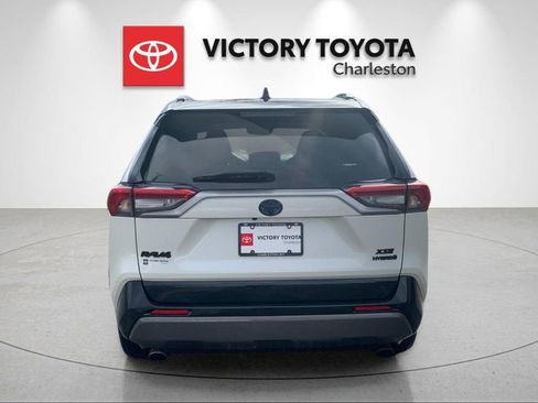 Used 2021 Toyota RAV4 XSE w/ XSE Grade Weather Package image 4