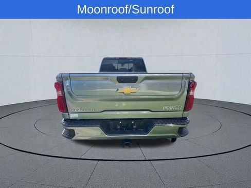 Used 2024 Chevrolet Silverado 3500 High Country w/ Technology Package AWD/4WD image 4