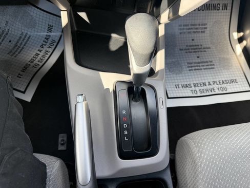 Used 2012 Honda Civic Hybrid Sedan image 17