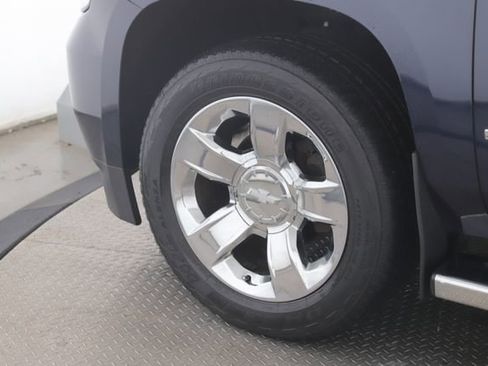 Used 2017 Chevrolet Tahoe LT w/ LT Signature Package image 13