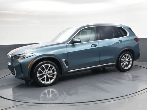 Used 2025 BMW X5 xDrive40i AWD/4WD image 7