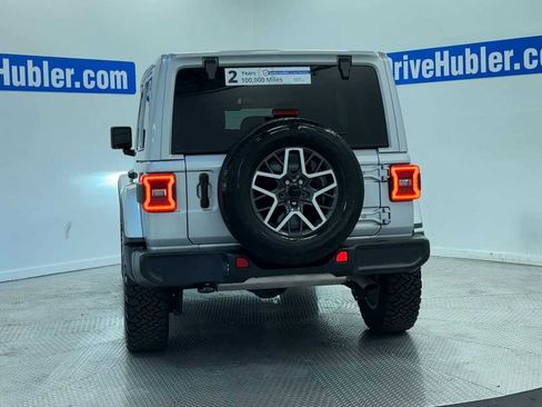 Used 2024 Jeep Wrangler Unlimited Sahara w/ Technology Group AWD/4WD image 6