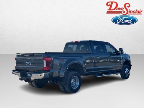 Used 2019 Ford F350 Lariat w/ Lariat Ultimate Package image 7