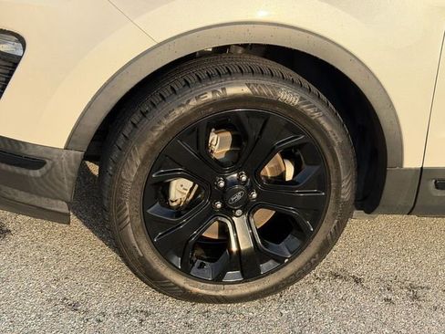 Certified 2019 Ford Explorer Sport w/ Equipment Group 401A AWD/4WD image 4