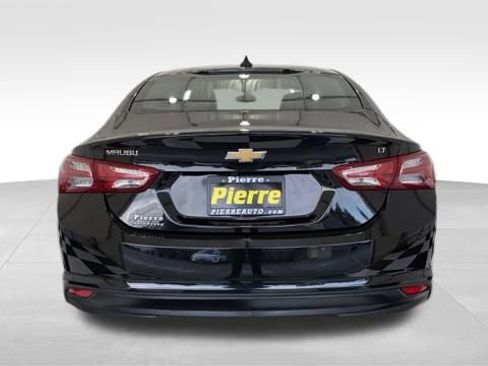 Used 2022 Chevrolet Malibu LT image 3