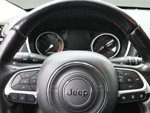 Used 2021 Jeep Compass Limited image 15