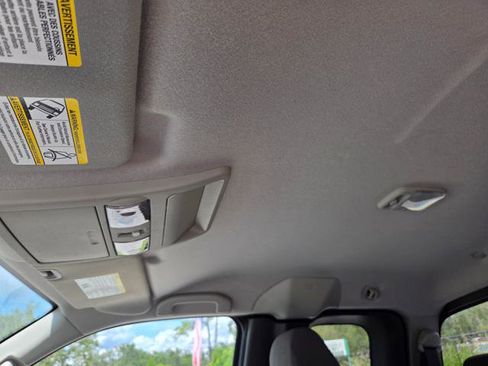 Used 2014 Nissan Frontier SV w/ SV Value Truck Package image 29