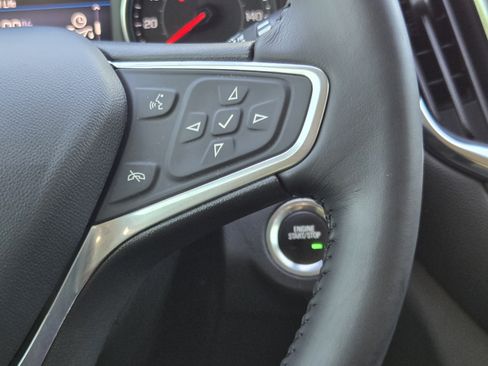 Used 2022 Chevrolet Equinox LT FWD image 26