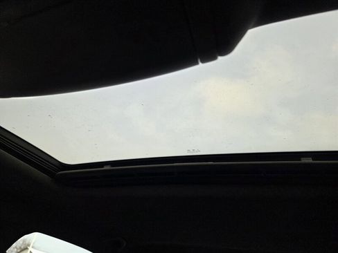 Used 2018 Volkswagen Passat 3.6 image 22