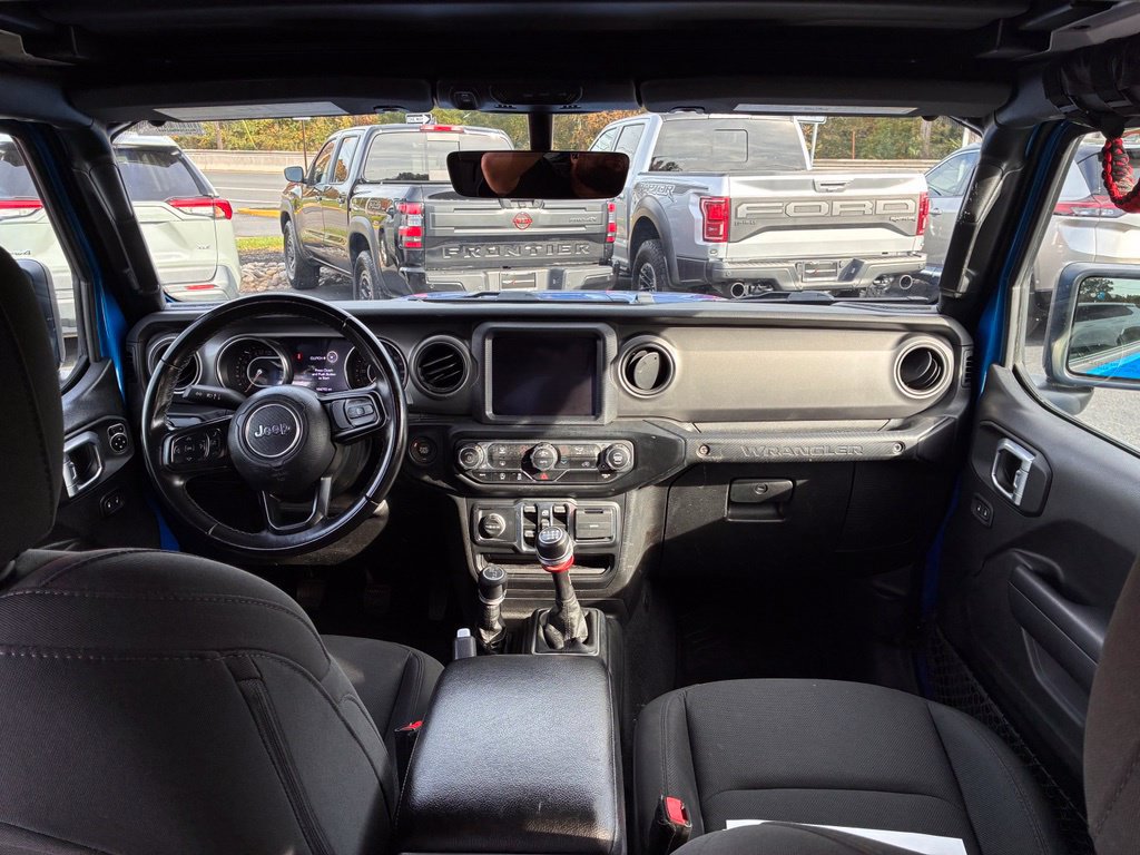 Used 2021 Jeep Wrangler Unlimited Sport w/ Sun And Sound Package AWD/4WD image 18