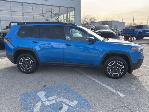 New 2026 Jeep Cherokee Limited AWD/4WD image 37