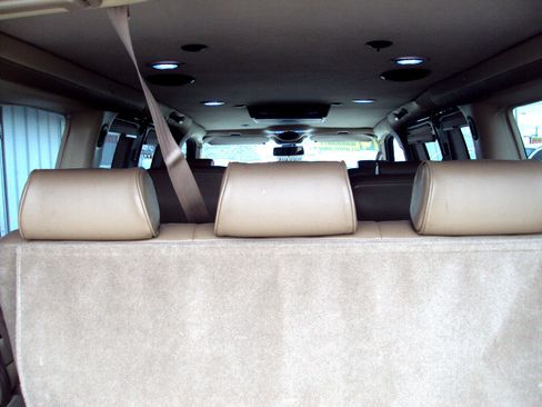 Used 2014 Chevrolet Express 1500 AWD image 10