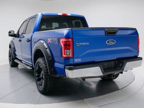 Used 2017 Ford F150 XLT AWD/4WD image 11