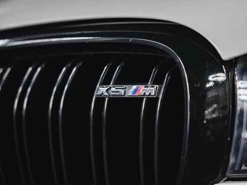 Used 2017 BMW X5 M image 4