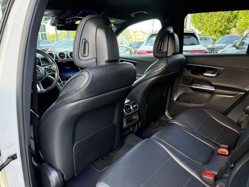 Certified 2025 Mercedes-Benz GLC 300 image 19