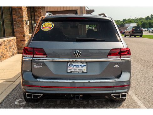 Used 2023 Volkswagen Atlas SEL Premium AWD/4WD image 4