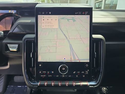 Certified 2025 GMC Yukon XL AT4 AWD/4WD image 20