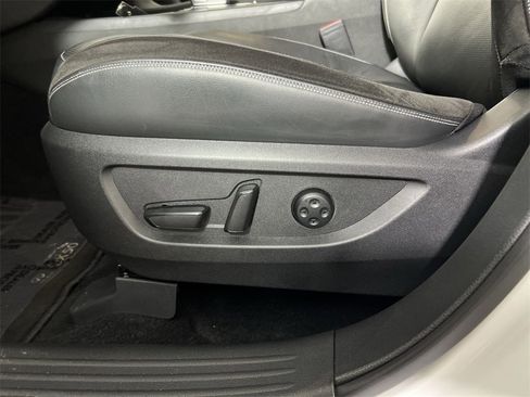 Used 2023 INFINITI QX50 Sport image 14