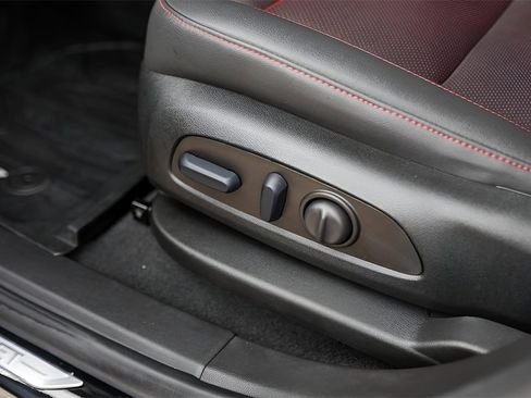 Used 2023 Chevrolet Blazer RS image 30