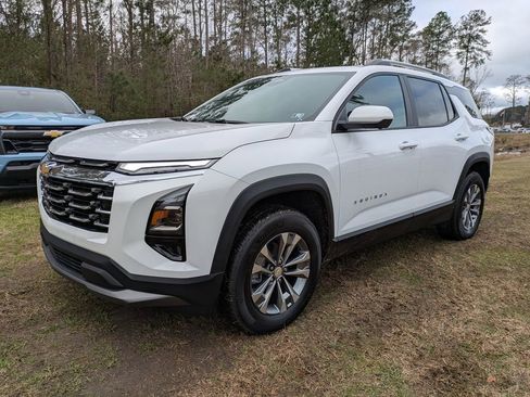 New 2026 Chevrolet Equinox LT w/ Convenience Package II image 8