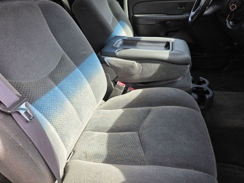 Used 2004 Chevrolet Silverado 1500 Z71 Pickup 4D 6 1/2 ft w/ Light Duty Power Package image 27