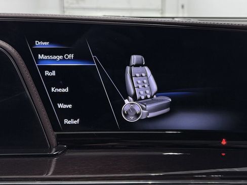 Used 2022 Cadillac Escalade Premium Luxury Platinum image 38