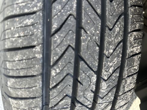 Used 2022 Toyota Corolla Cross LE image 8