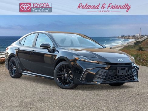 Used 2026 Toyota Camry SE image 1
