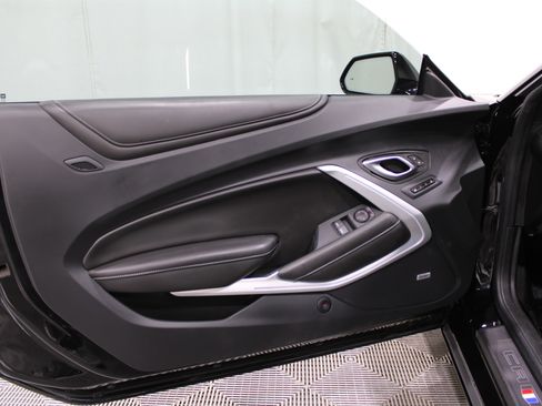 Used 2024 Chevrolet Camaro LT image 6