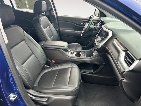 Used 2023 GMC Acadia SLT image 15