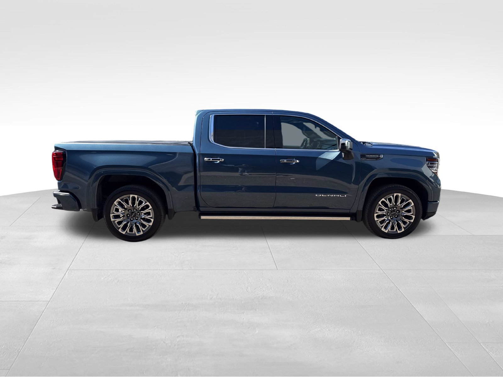 Used 2026 GMC Sierra 1500 Denali Ultimate AWD/4WD image 6