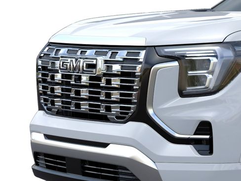 New 2026 GMC Terrain Denali w/ LPO, Black Badging Package AWD/4WD image 13