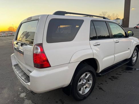 Used 2007 Toyota 4Runner SR5 image 17