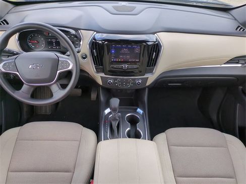 Used 2022 Chevrolet Traverse LS w/ Midnight/Sport Edition image 17