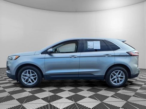 Used 2024 Ford Edge SEL image 10
