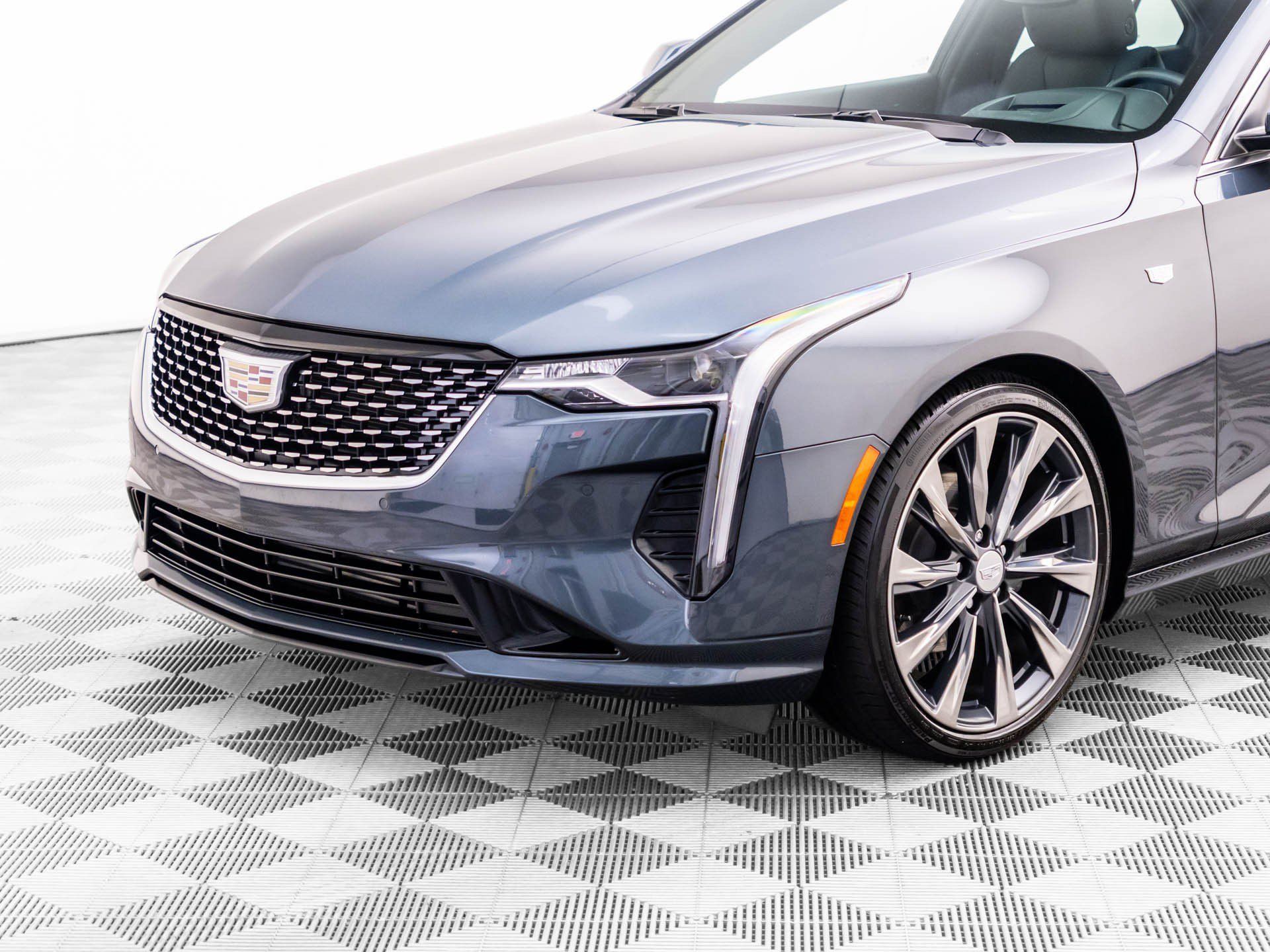 Used 2022 Cadillac CT4 Premium Luxury RWD image 40