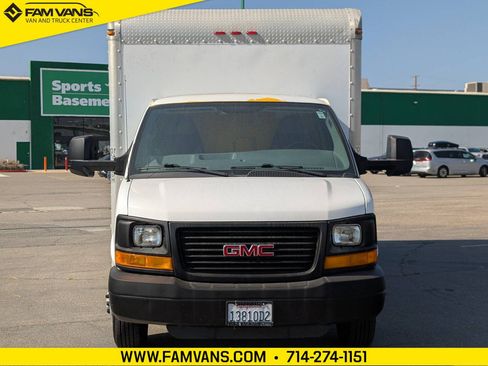 Used 2012 GMC Savana 3500 image 2
