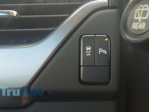 Used 2020 Chevrolet Tahoe LS RWD image 33