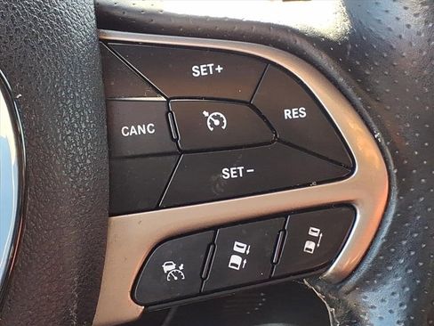 Used 2018 Dodge Durango SRT w/ SRT Interior Appearance Group image 11