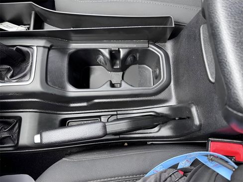 Used 2018 Jeep Wrangler Unlimited Sport S image 26