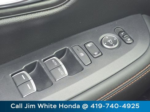 Certified 2023 Honda HR-V Sport image 27